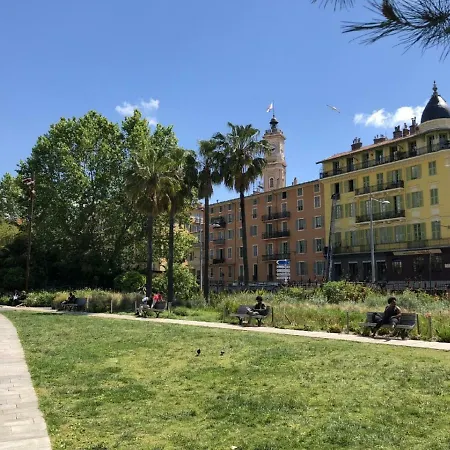Riviera Home-jaures Garibaldi 아파트 *